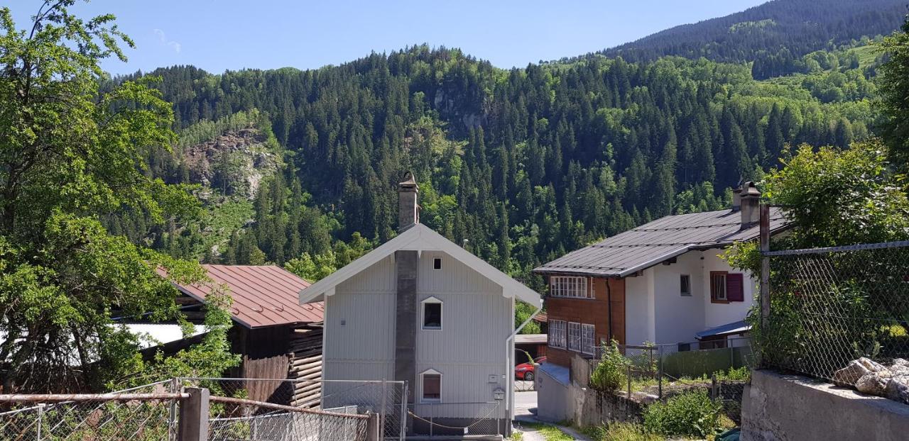 Casa Cuschina - Mit Sauna In Der Schoenen Surselva Dardin 外观 照片