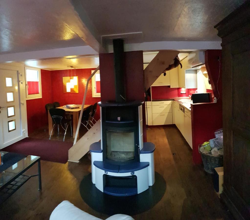 Casa Cuschina - Mit Sauna In Der Schoenen Surselva Dardin 外观 照片