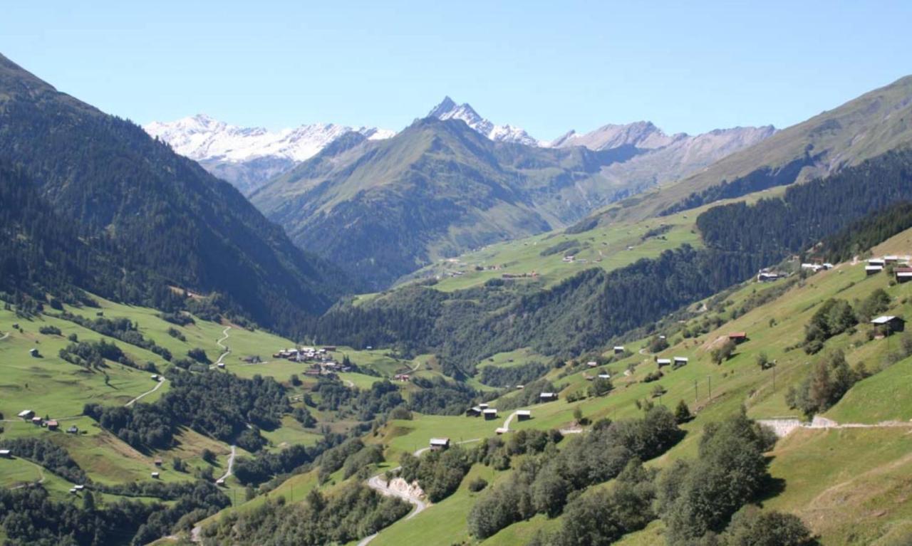 Casa Cuschina - Mit Sauna In Der Schoenen Surselva Dardin 外观 照片